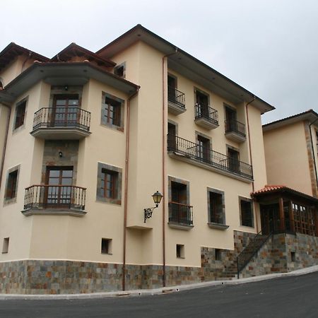 Hotel Valle Las Luinas Soto de Luina Luaran gambar