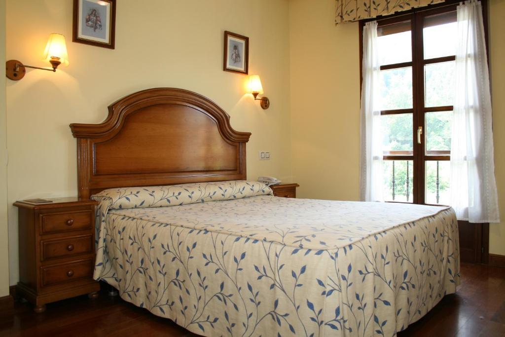 Hotel Valle Las Luinas Soto de Luina Bilik gambar
