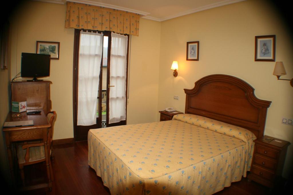 Hotel Valle Las Luinas Soto de Luina Bilik gambar